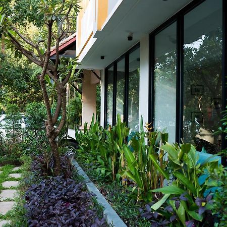 Angkor Sivutha Suites By Alfa Siem Reap Exteriör bild