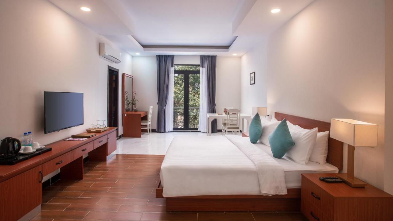 Angkor Sivutha Suites By Alfa Siem Reap Exteriör bild