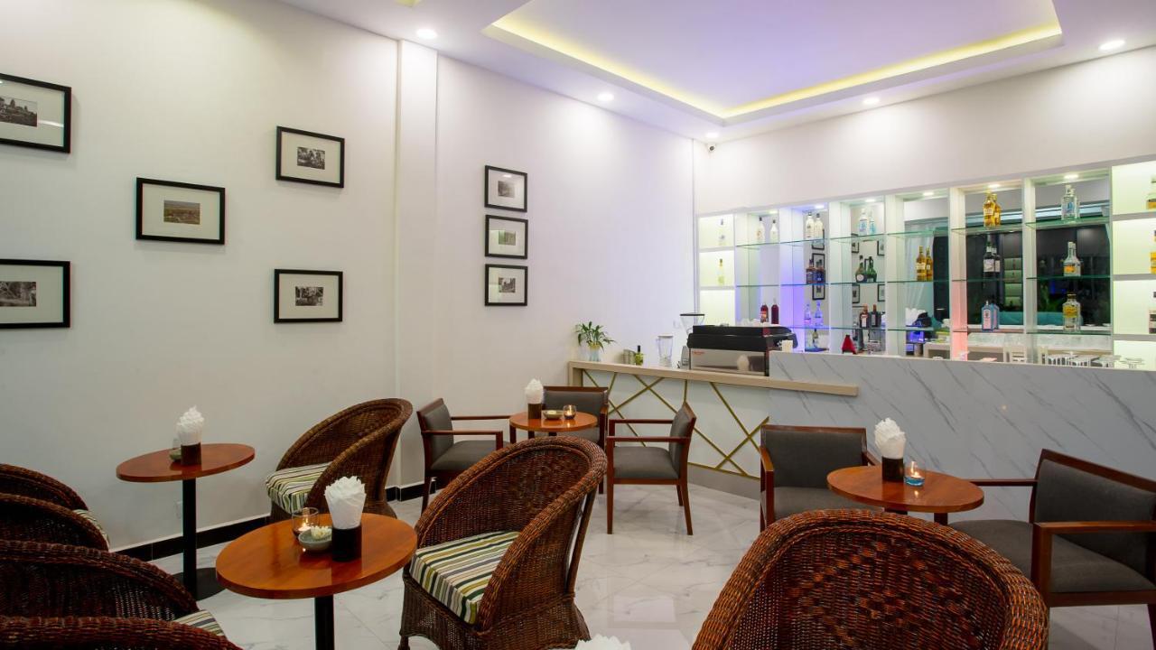 Angkor Sivutha Suites By Alfa Siem Reap Exteriör bild